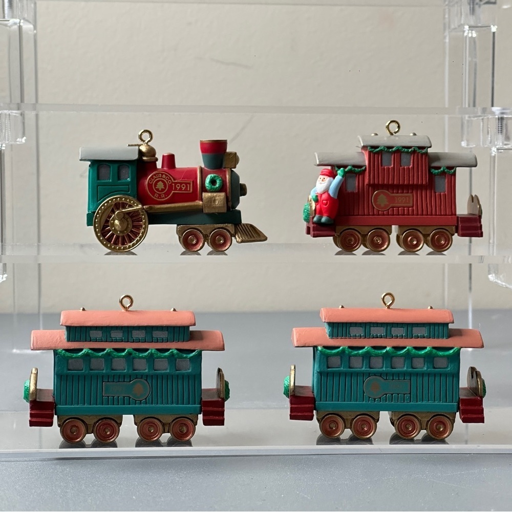 Hallmark Claus & Co. Railroad Train‎ Ornament Set 1991 Set of 4